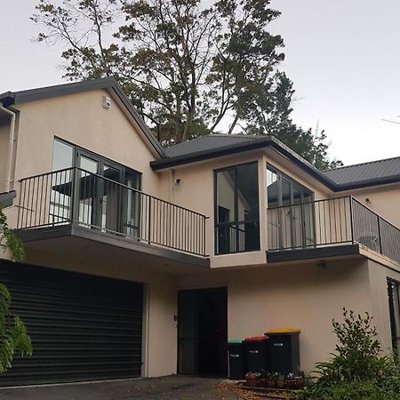 Villa Tranquil Treehouse Christchurch Esterno foto
