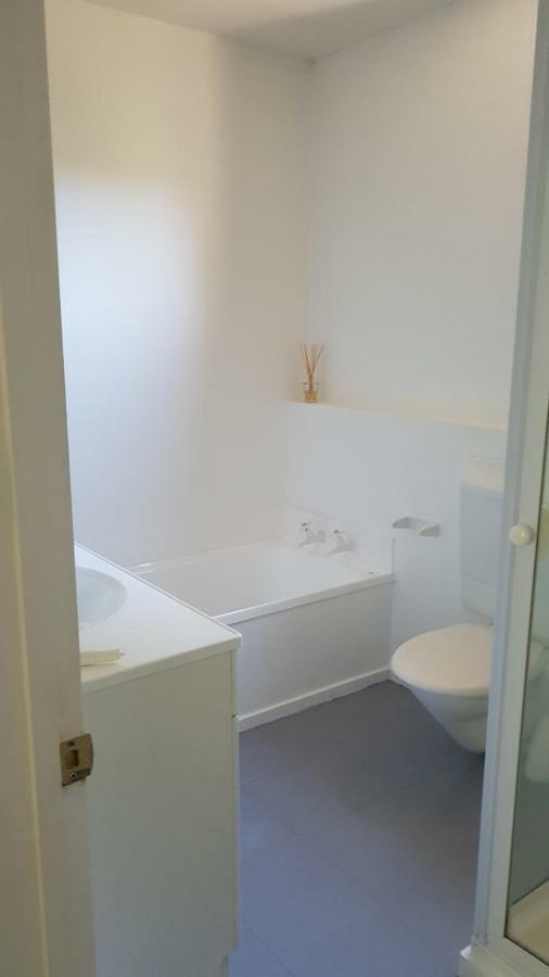 Villa Tranquil Treehouse Christchurch Esterno foto